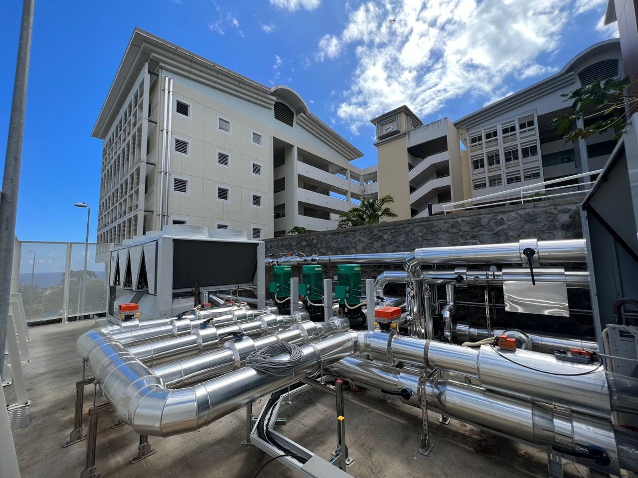 Travaux de rénovation des campus du Moufia et de Terre-Sainte