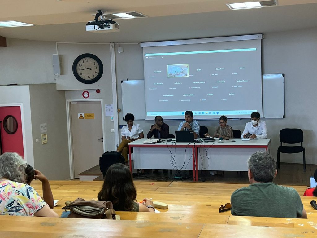 Photo of the meeting between staff from the eco-campus and infrastructure center on the Moufia campus