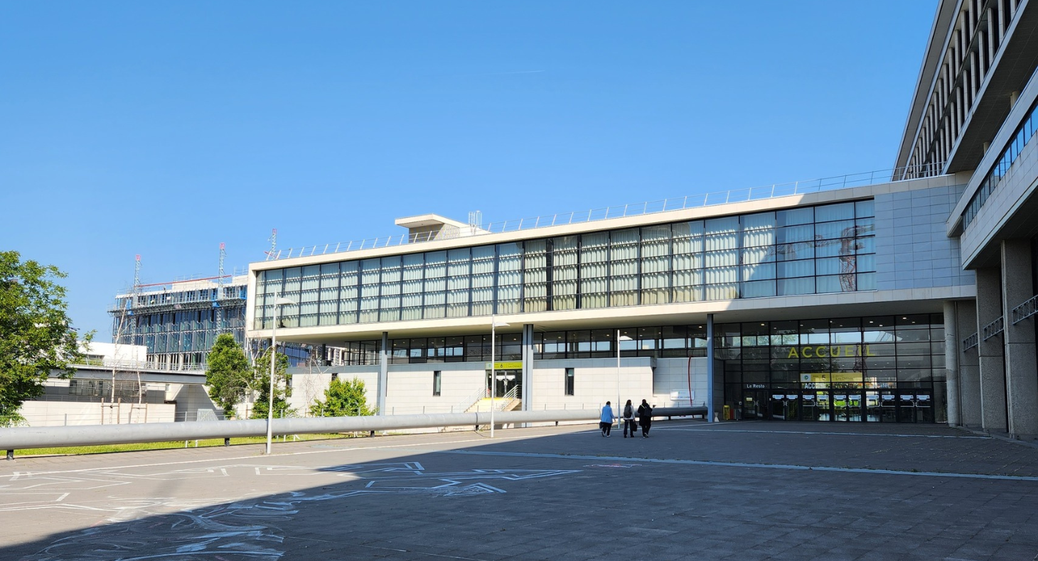 Vers un campus de l’Université de La Réunion à Saint-André : visite des campus gérés par CY Université