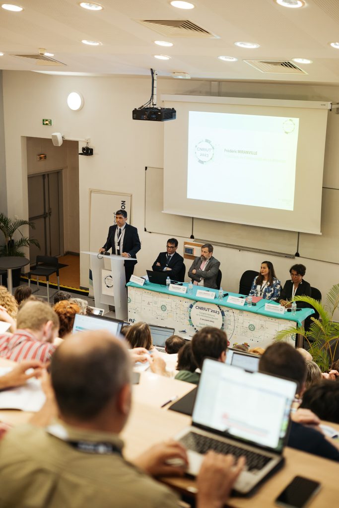 Photo de Frédéric MIRANVILLE, Président de l'Université de La Réunion