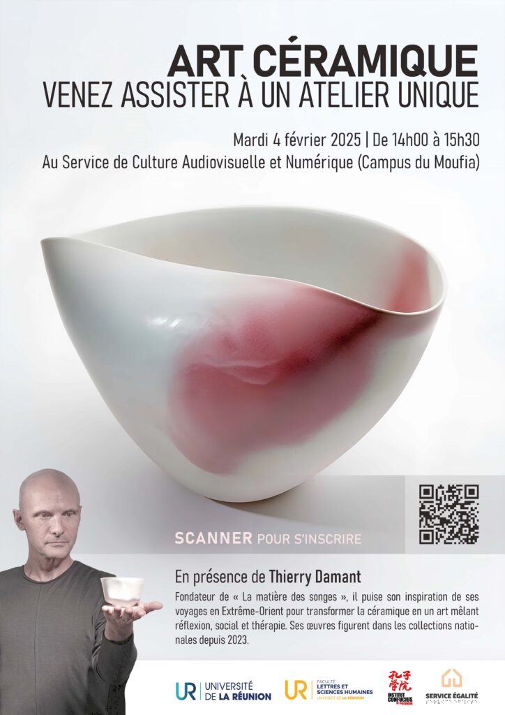 Affiche de l'événement - Sur fond blanc, dans l'ordre en partant du haut vers le bas : le titre la date et l'heure, le lieu. Une image d'un récipient en céramique au centre suivi du QR code pour s'inscrire
En dessous une brève présentation de l'artiste , Thierry DAMANT