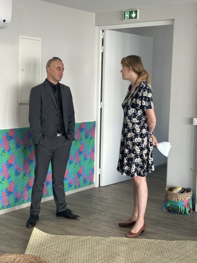 Temps d'échanges entre le président de l'université et la directrice de la Maison des Langues de l'Université de Nouvelle Calédonie